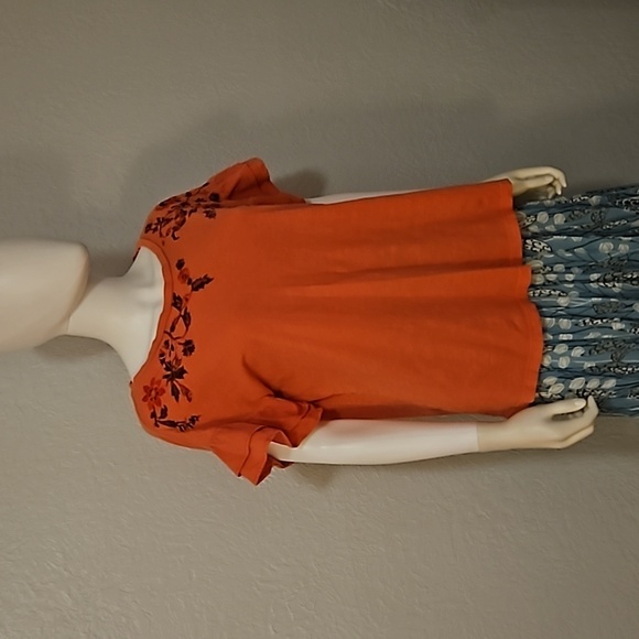 SUNDANCE Salmon Floral Embroidered Short Bell Sleeve Jersey Knit Top - Picture 2 of 10